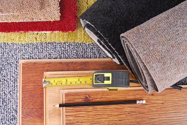 Flooring specialist bringing samples to home in Novi MI